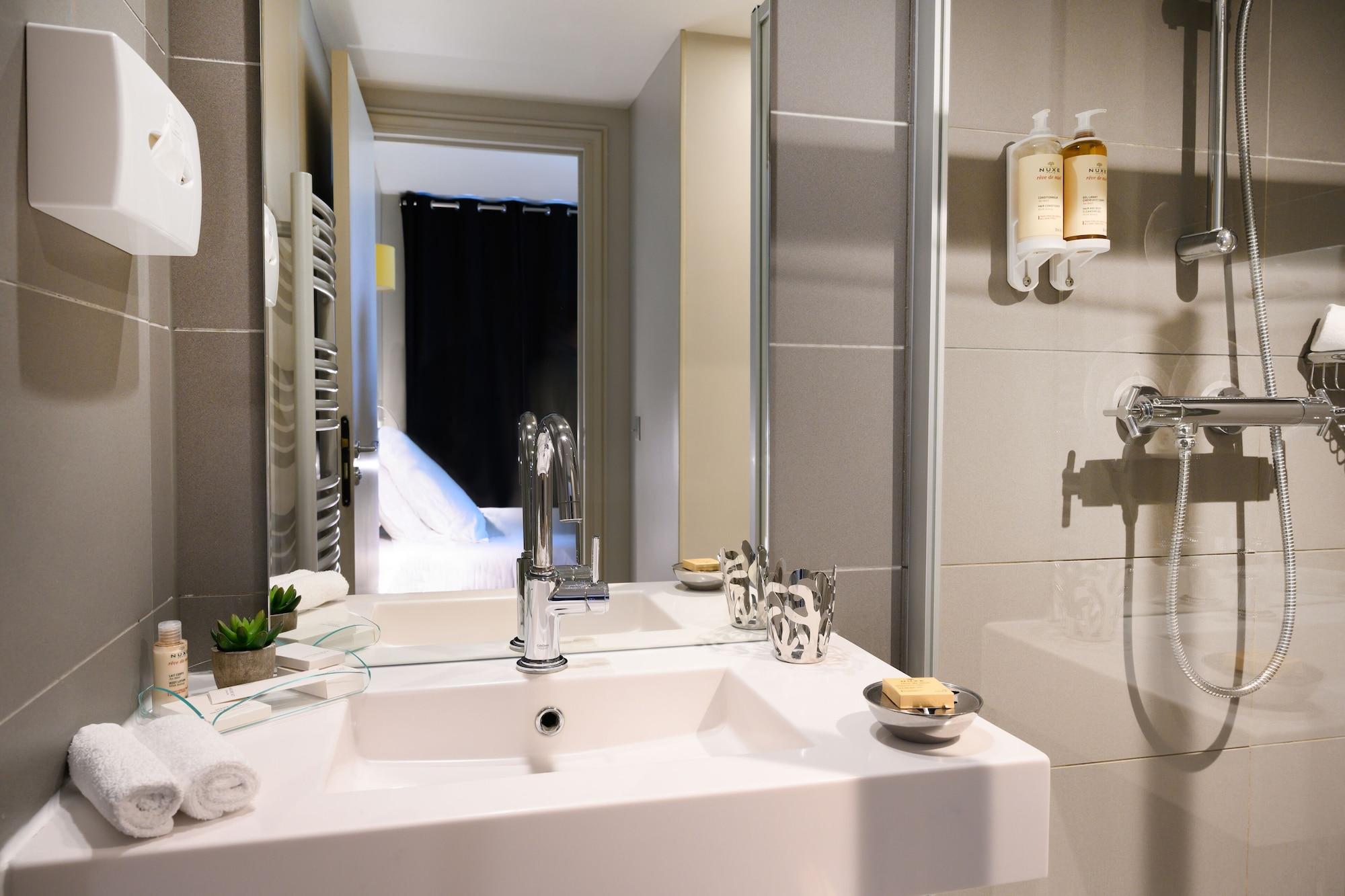 Hotel Helzear Champs-Elysees Paris Dış mekan fotoğraf