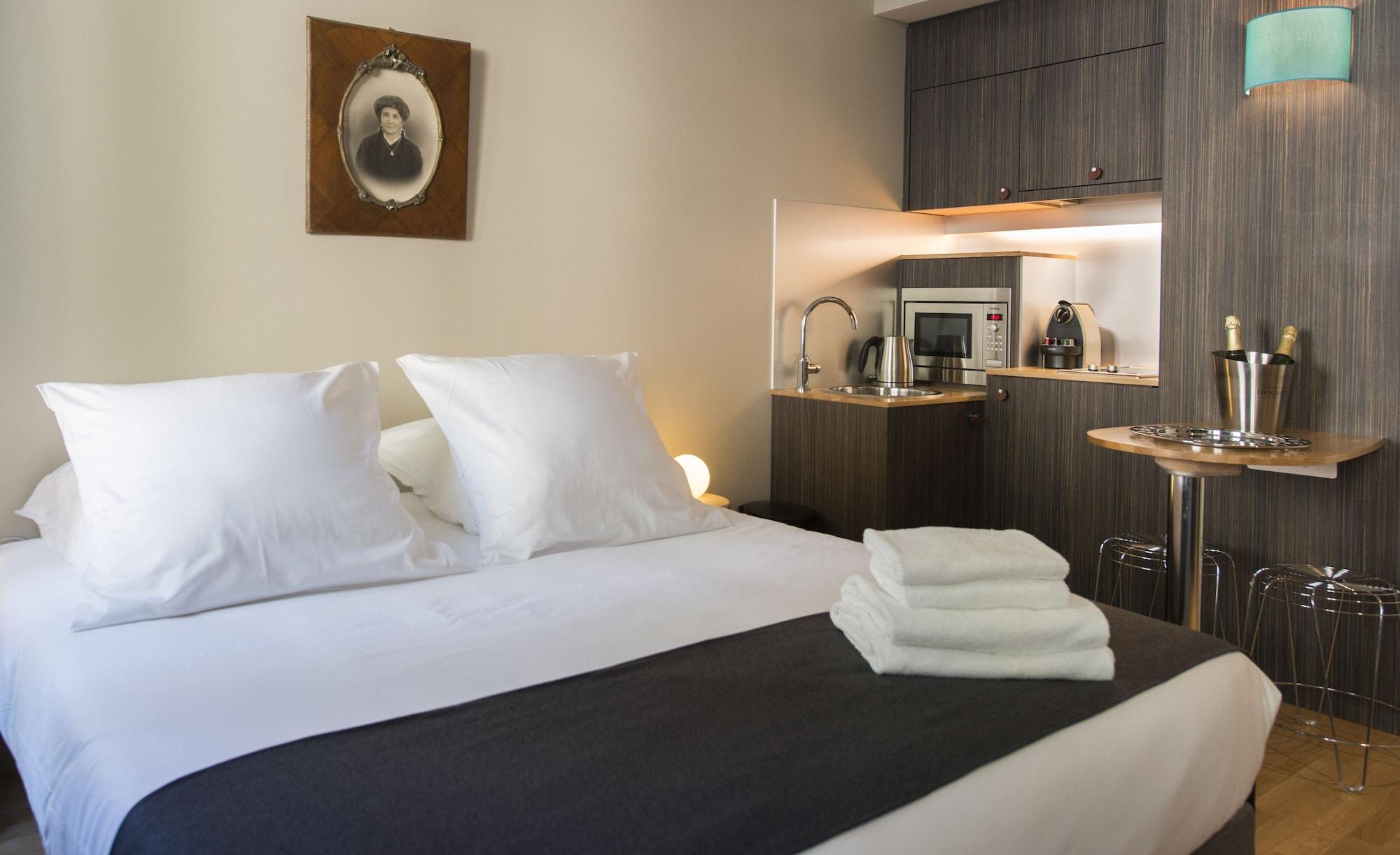 Hotel Helzear Champs-Elysees Paris Dış mekan fotoğraf